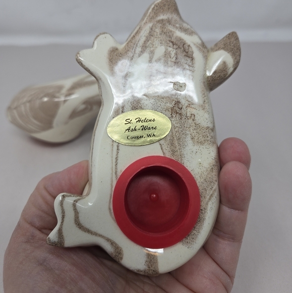 St. Helen Ashware Nesting Salt & Pepper Shakers Cream & Beige Ceramic Novelty - Picture 8 of 8